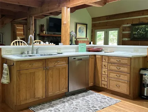 102 Gray Bank Road Lake Toxaway NC 28747