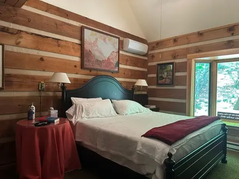 102 Gray Bank Road Lake Toxaway NC 28747