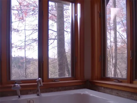 102 Gray Bank Road Lake Toxaway NC 28747