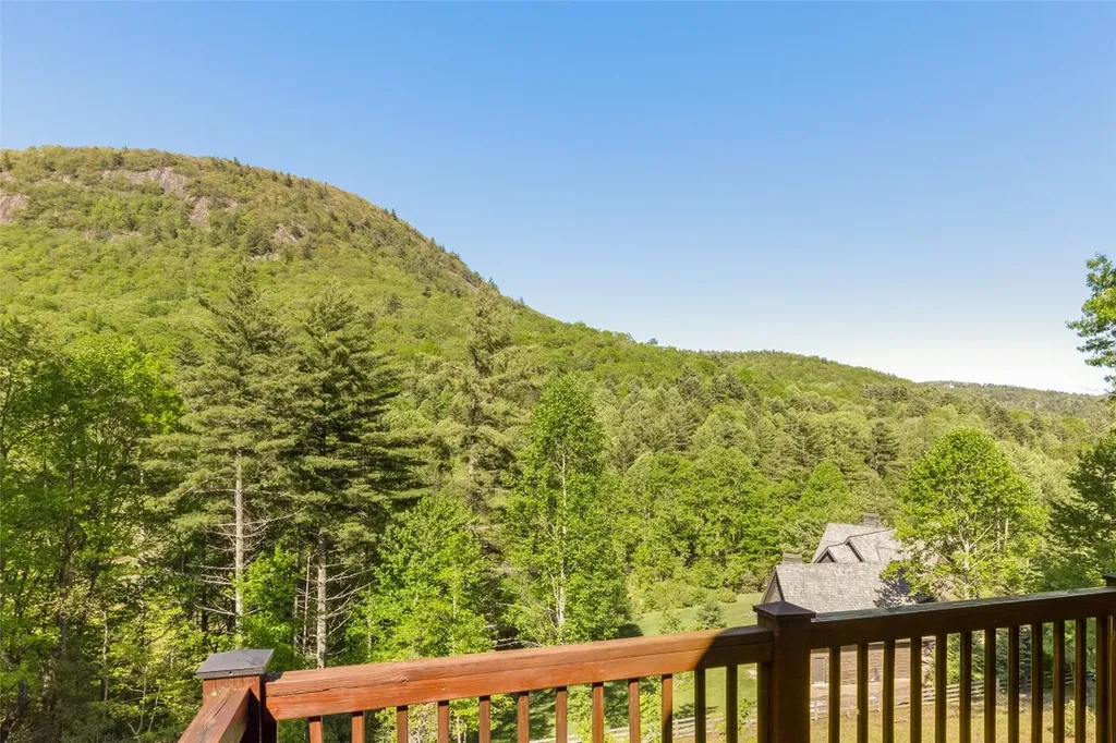 1318 Shortoff Road Highlands NC 28741