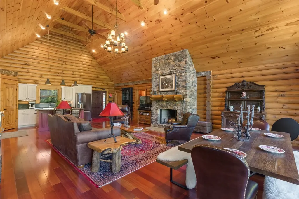 1318 Shortoff Road Highlands NC 28741