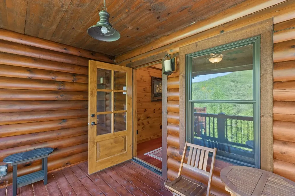 1318 Shortoff Road Highlands NC 28741