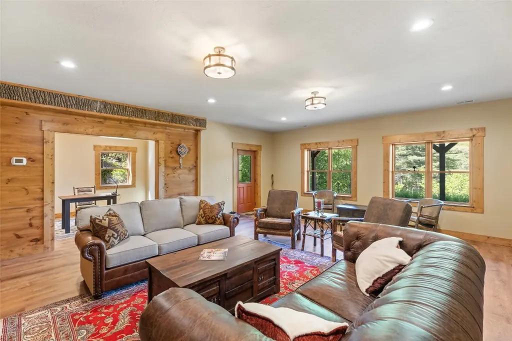 1318 Shortoff Road Highlands NC 28741