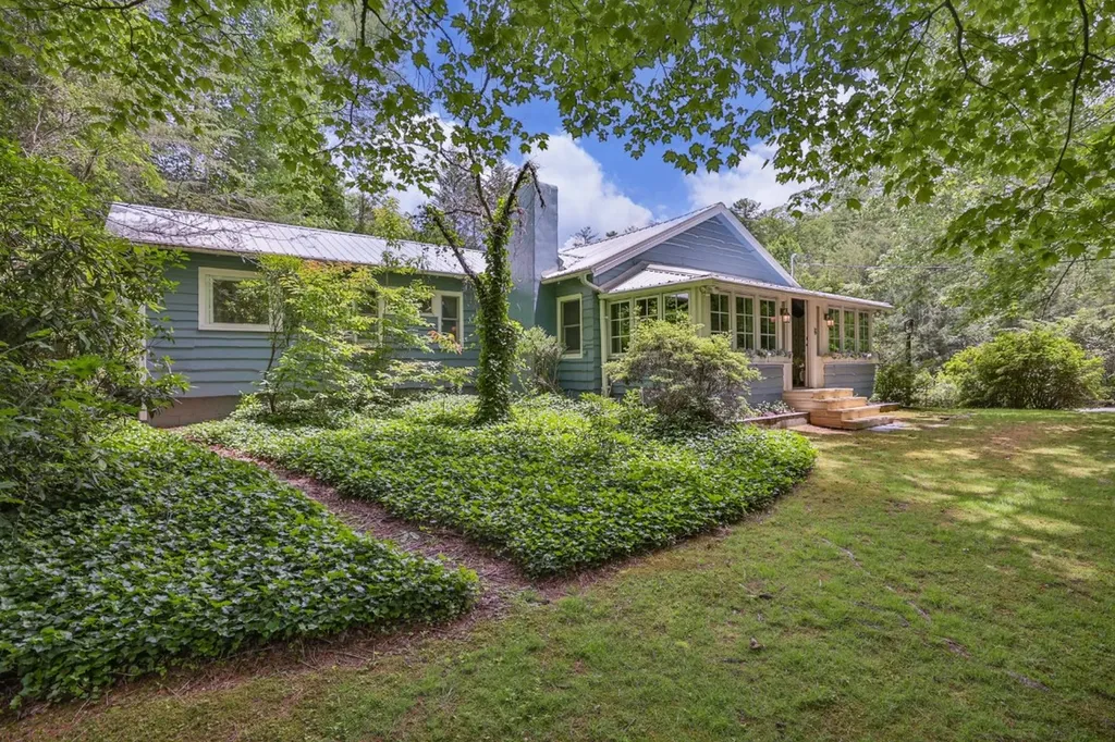 139 Heady Mountain Road Cashiers NC 28717