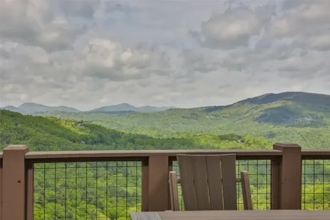 494 E Ridge Road Cashiers NC 28717