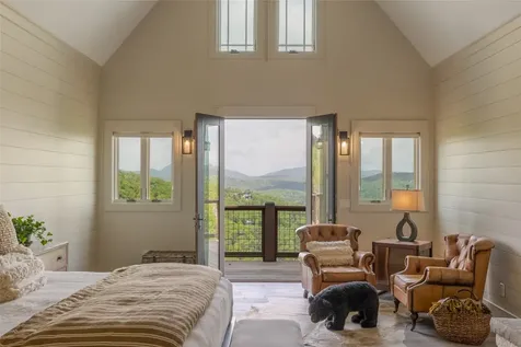 494 E Ridge Road Cashiers NC 28717