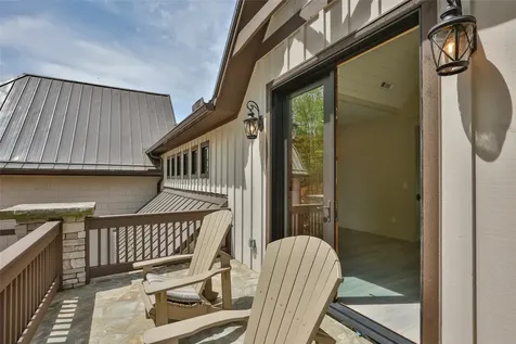 494 E Ridge Road Cashiers NC 28717