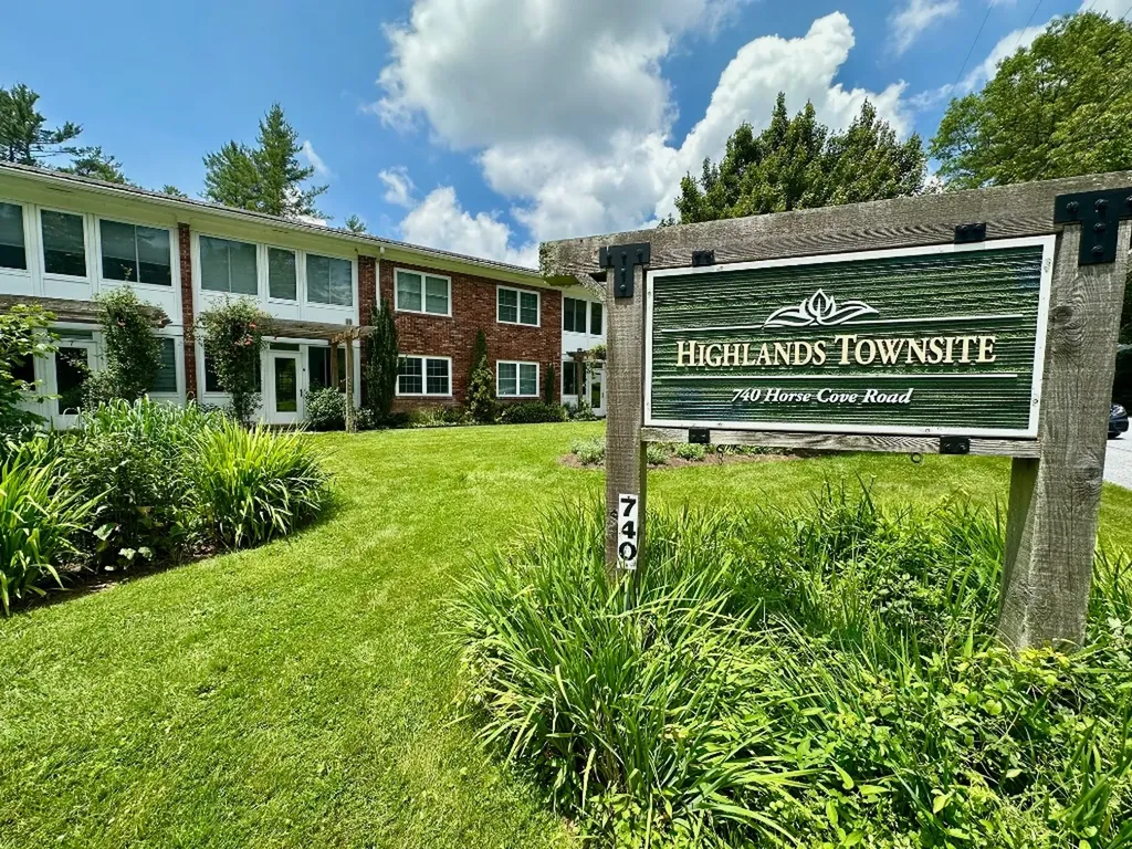 740 Horse Cove Road Unit #9 Highlands NC 28741