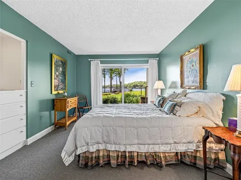 24 E Toxaway Shores Lake Toxaway NC 28747