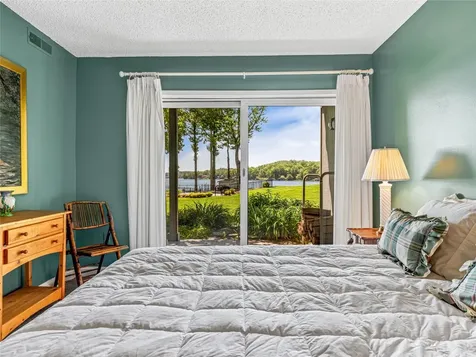 24 E Toxaway Shores Lake Toxaway NC 28747