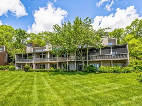 24 E Toxaway Shores Lake Toxaway NC 28747