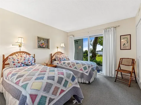 24 E Toxaway Shores Lake Toxaway NC 28747