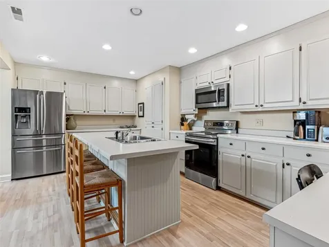 24 E Toxaway Shores Lake Toxaway NC 28747