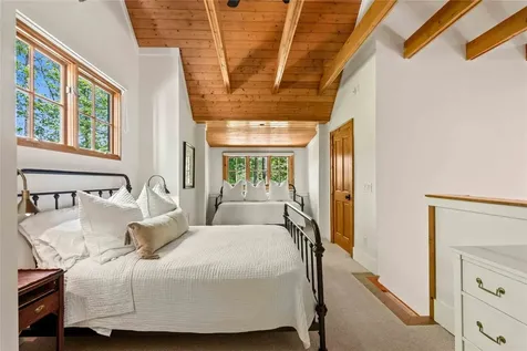 60 Glassy View Cashiers NC 28717