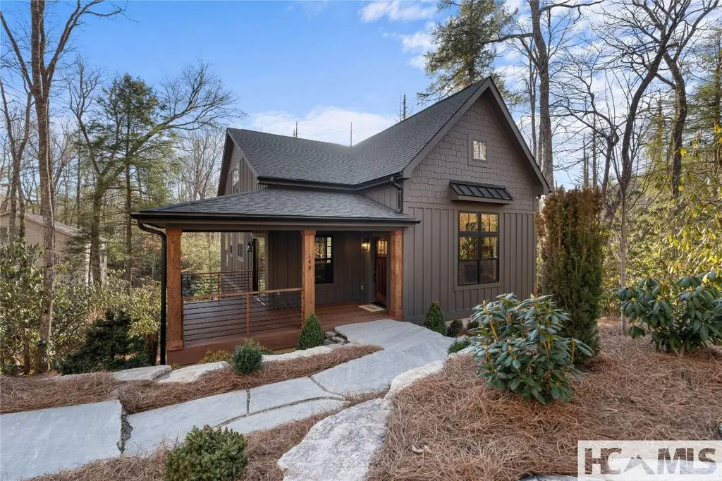 149 Woodland Hill Drive Highlands NC 28741