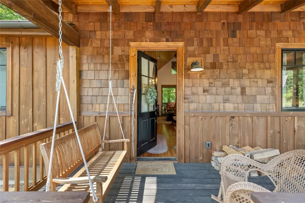 359 Outpost Trail Glenville NC 28736