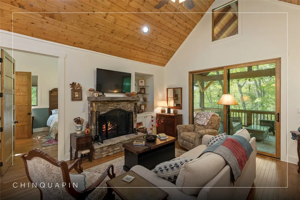 359 Outpost Trail Glenville NC 28736