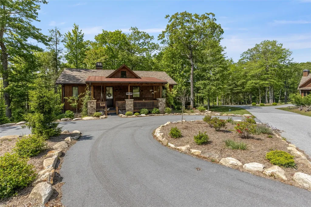 359 Outpost Trail Glenville NC 28736