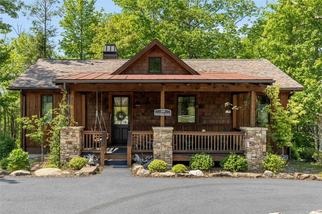 359 Outpost Trail Glenville NC 28736