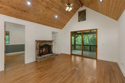 359 Outpost Trail Glenville NC 28736