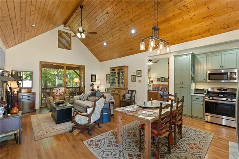 359 Outpost Trail Glenville NC 28736