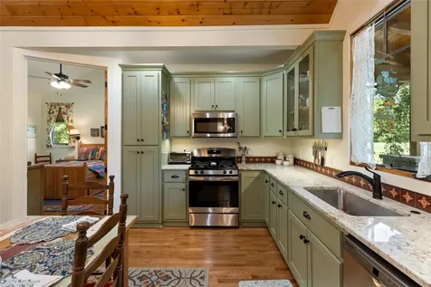 359 Outpost Trail Glenville NC 28736