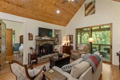 359 Outpost Trail Glenville NC 28736