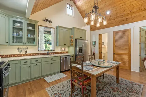 359 Outpost Trail Glenville NC 28736