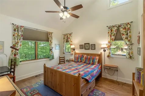 359 Outpost Trail Glenville NC 28736