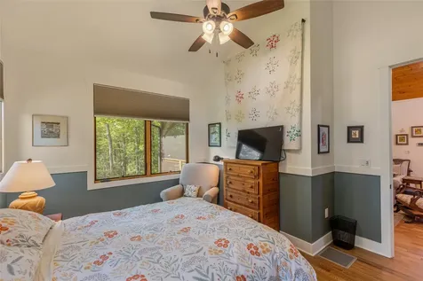 359 Outpost Trail Glenville NC 28736