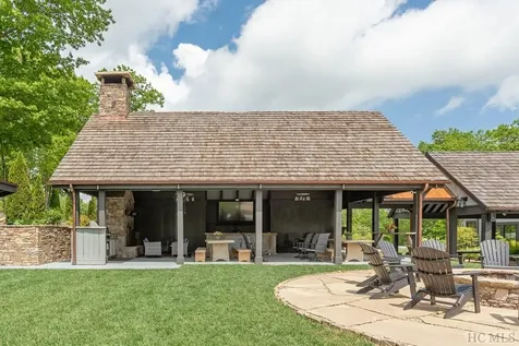 359 Outpost Trail Glenville NC 28736