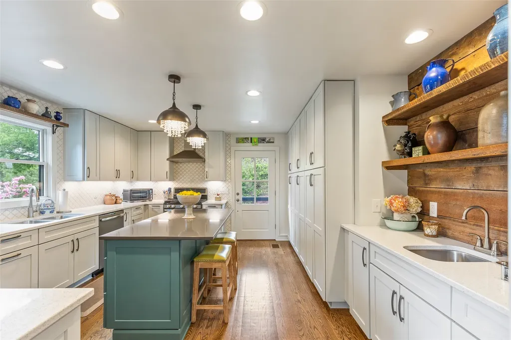 226 Sky Lake Drive Highlands NC 28741