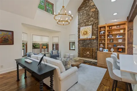 311 Dominion Road Cashiers NC 28717