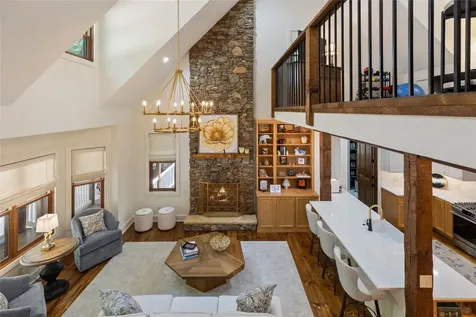 311 Dominion Road Cashiers NC 28717