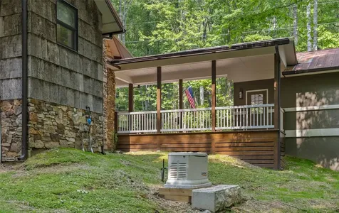 311 Dominion Road Cashiers NC 28717