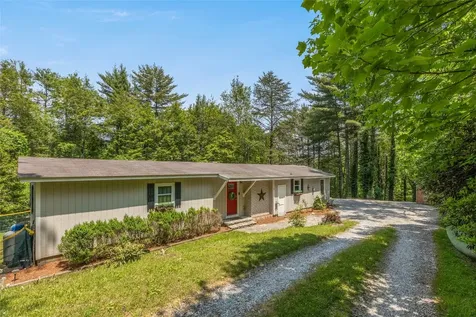 70 Rolling Acres Drive Highlands NC 28741