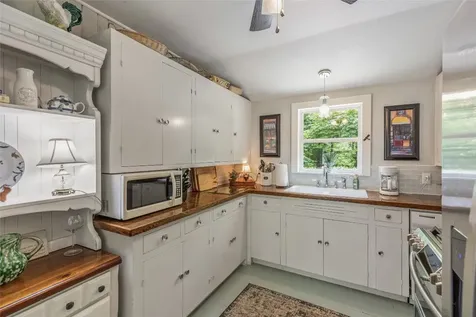 70 Rolling Acres Drive Highlands NC 28741