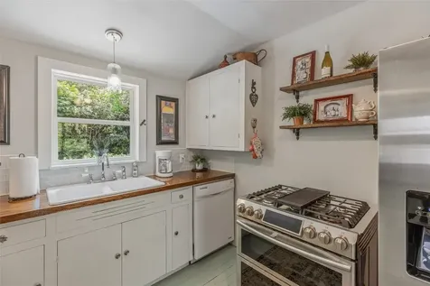 70 Rolling Acres Drive Highlands NC 28741