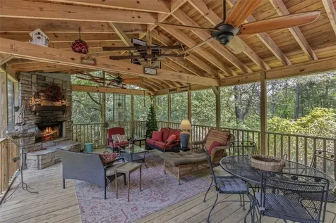 70 Rolling Acres Drive Highlands NC 28741