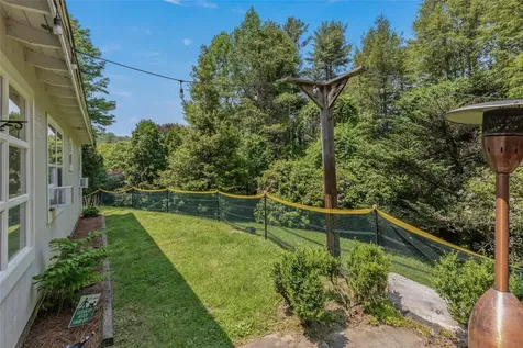 70 Rolling Acres Drive Highlands NC 28741