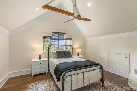 48 Bearfoot Lane Highlands NC 28741