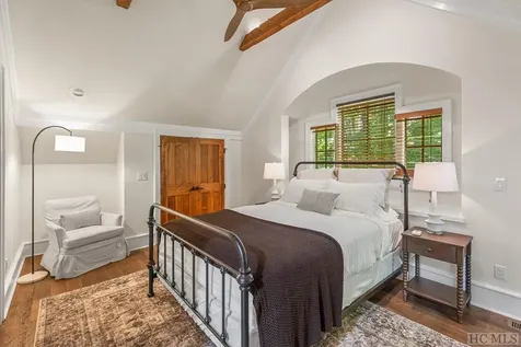 48 Bearfoot Lane Highlands NC 28741