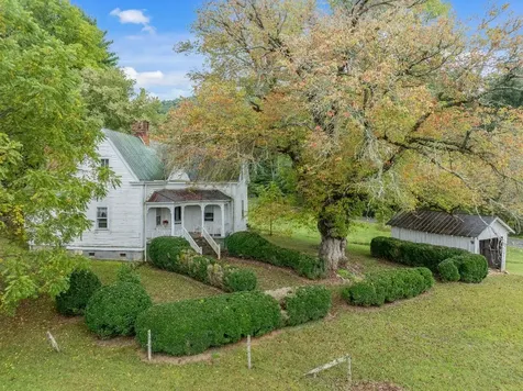 232 Dobson Road Franklin NC 28734