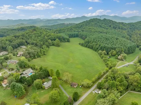 232 Dobson Road Franklin NC 28734