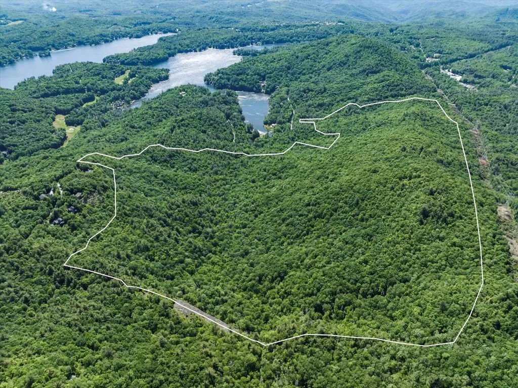 9999 W Club Boulevard Lake Toxaway NC 28747