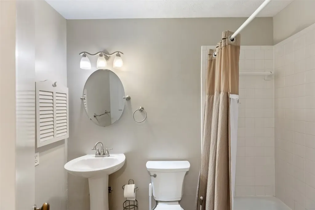 115 Dogwood Knob Sapphire NC 28774