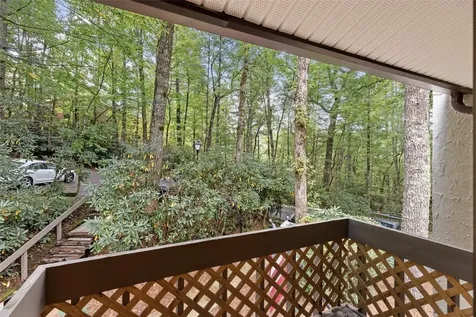 115 Dogwood Knob Sapphire NC 28774