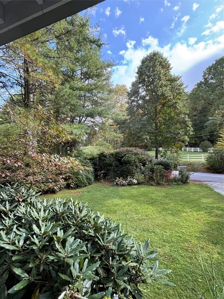 556 Shortoff Road Highlands NC 28741