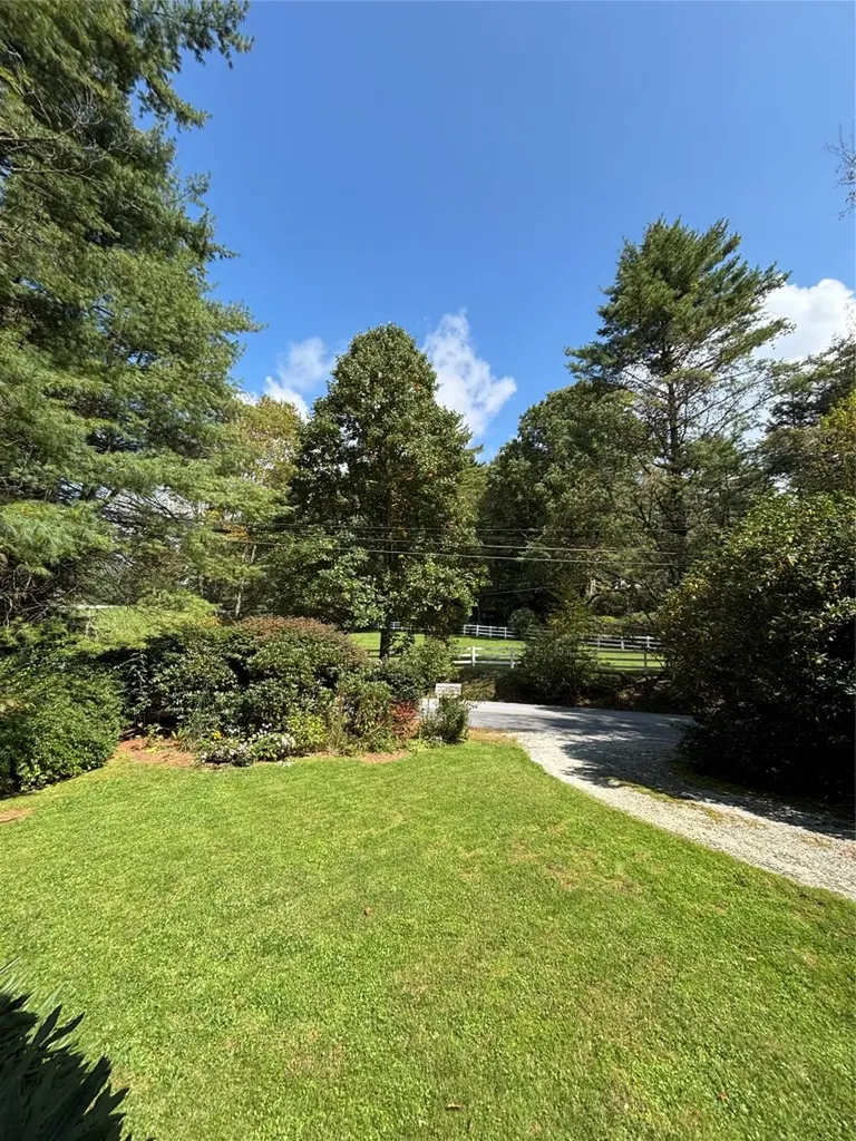 556 Shortoff Road Highlands NC 28741