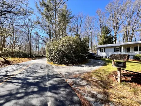 556 Shortoff Road Highlands NC 28741